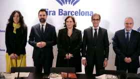 La presidenta de la Cámara de Barcelona, Mònica Roca; el conseller de Empresa y Trabajo, Roger Torrent; la alcaldesa de Barcelona, Ada Colau; el presidente de Fira de Barcelona, Pau