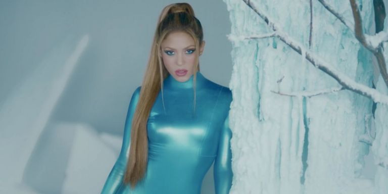 Shakira durante el videoclip de 'TQG' / YOUTUBE