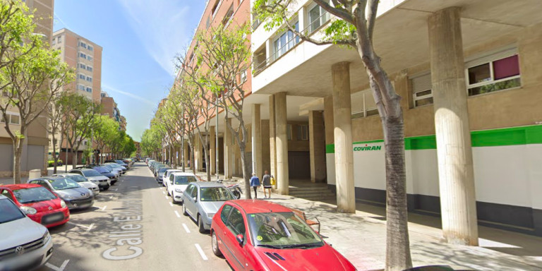 La calle de Eduard Marquina de Badalona donde tuvo lugar el atraco / GOOGLE MAPS