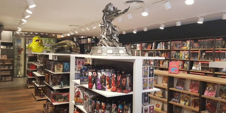 Interior de una tienda de ECC Comics / ECC COMICS