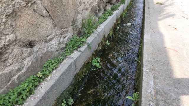 Fuga de agua en Badalona / EUROPA PRESS