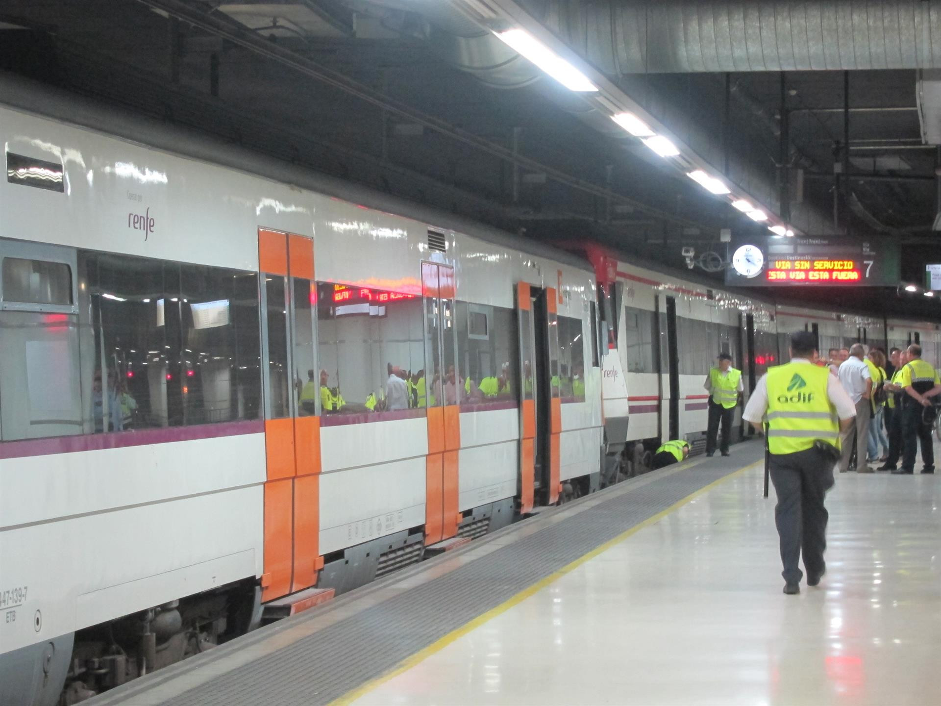 Choque de 2 trenes Rodalies en la Estación de Sants en una imagen de archivo / EUROPA PRESS
