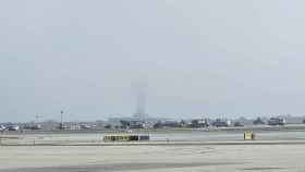 El Aeropuerto de Barcelona sin visibilidad este lunes / TWITTER