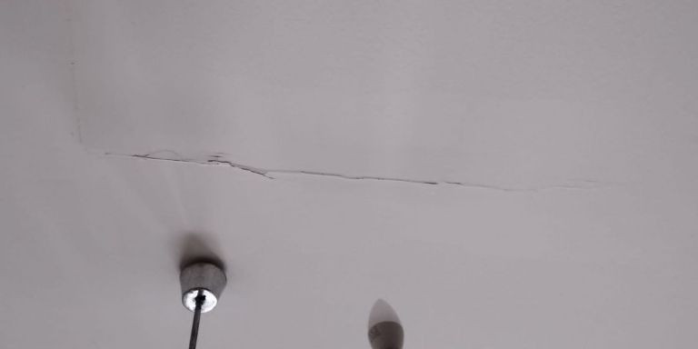 Grieta en el techo de una vivienda / CEDIDA
