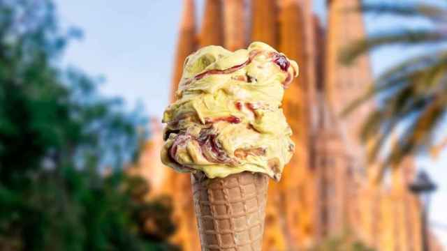 Helado de chocolate blanco, frambuesa y cúrcuma / BADIANI