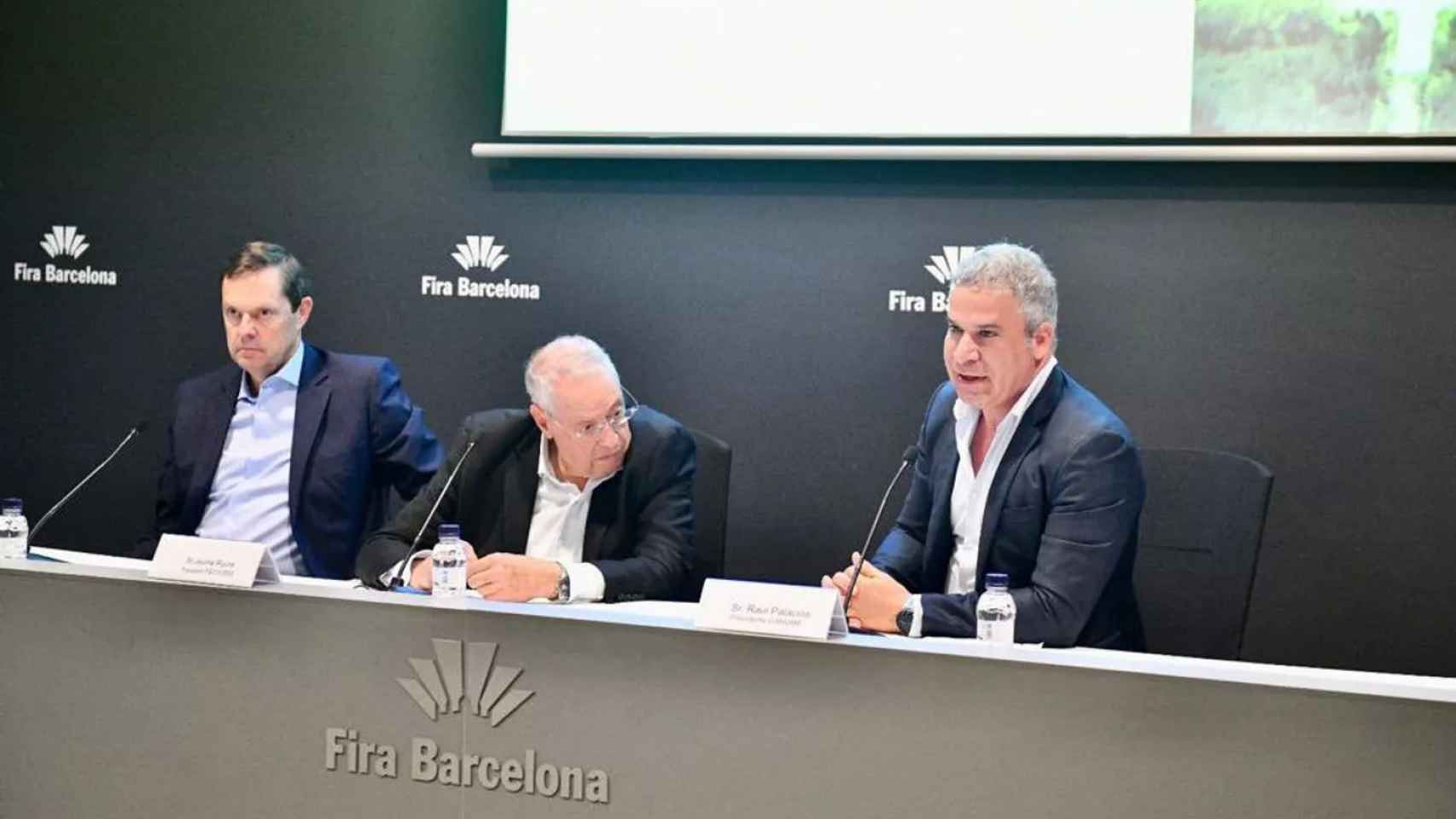 Agustí García, vicepresidente de Faconauto, Jaume Roura, presidente de Fecavem, y Raúl Palacios, presidente de Ganvam / FECAVEM