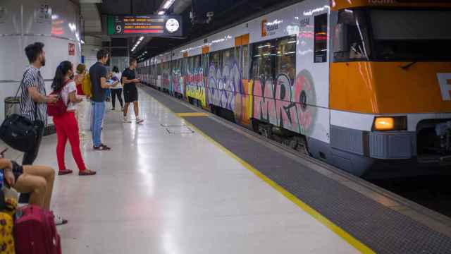 Imagen de archivo de un tren de Rodalies en Sants / EUROPA PRESS