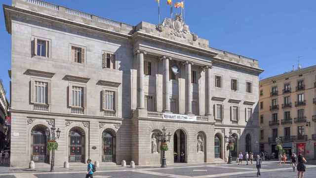 Fachada del Ayuntamiento de Barcelona / ARCHIVO
