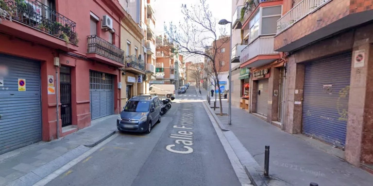 La calle Francisco Moragas donde tuvo lugar el intento de robo en Santa Coloma / GOOGLE MAPS