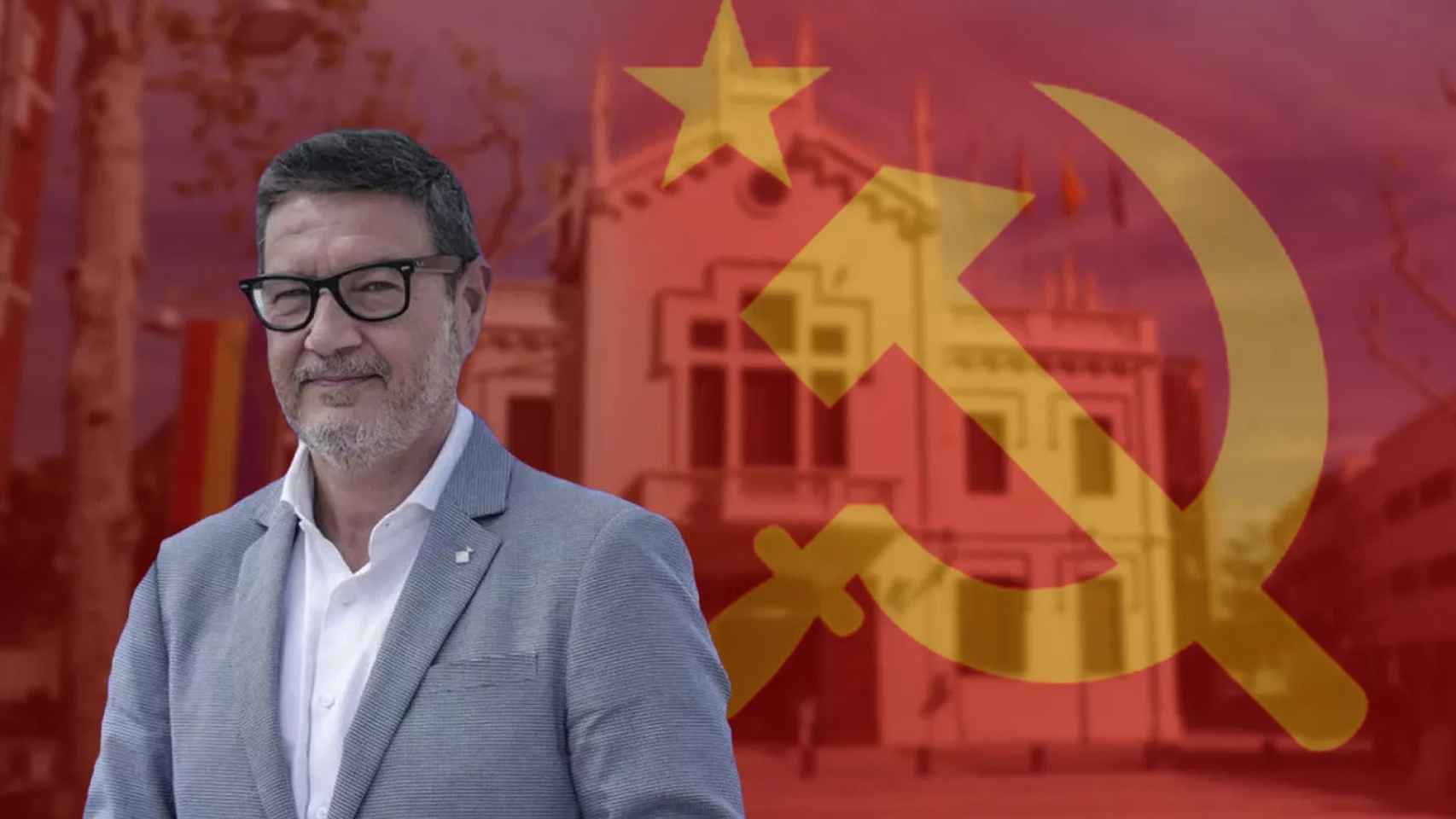 El alcalde en funciones del Prat de Llobregat, Lluis Mijoler, con el símbolo comunista / FOTOMONTAJE (MA)