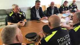 El alcalde Albiol reunido con la jefatura de la Guardia Urbana de Badalona / AJUNTAMENT DE BADALONA