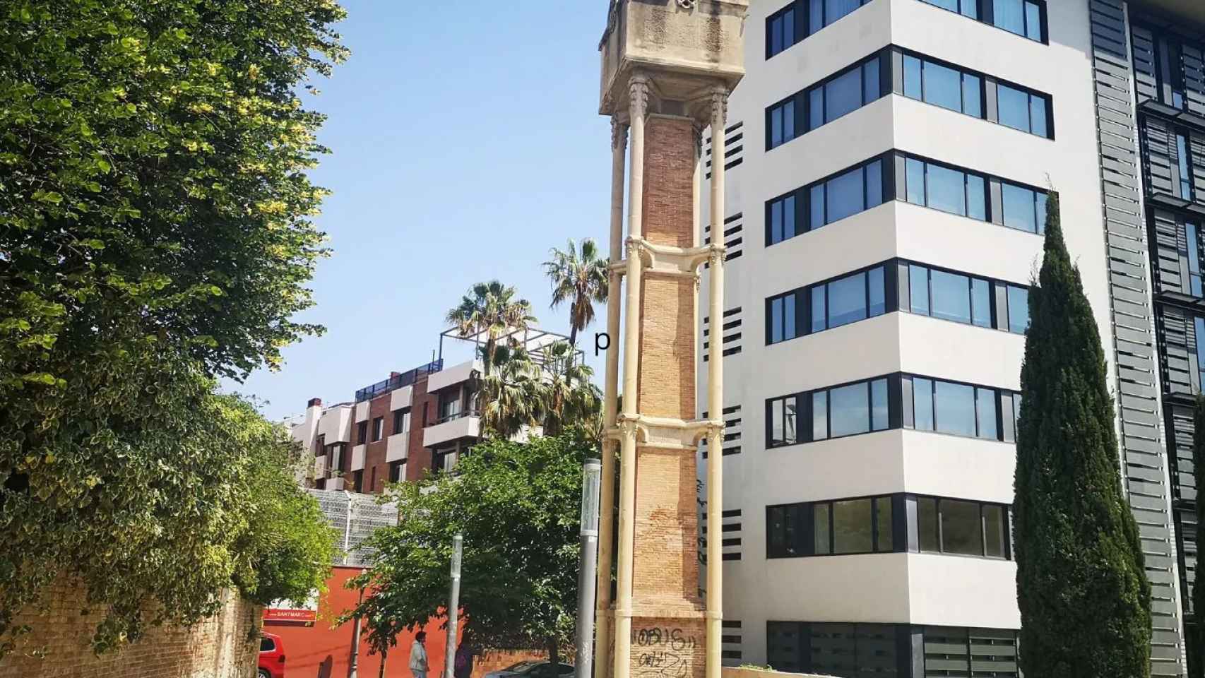 La torre de agua modernista de Sarrià / INMA SANTOS