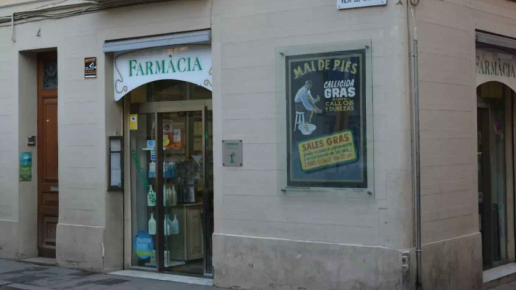 Una farmacia ubicada en el barrio de la Vila de Gràcia / ARCHIVO