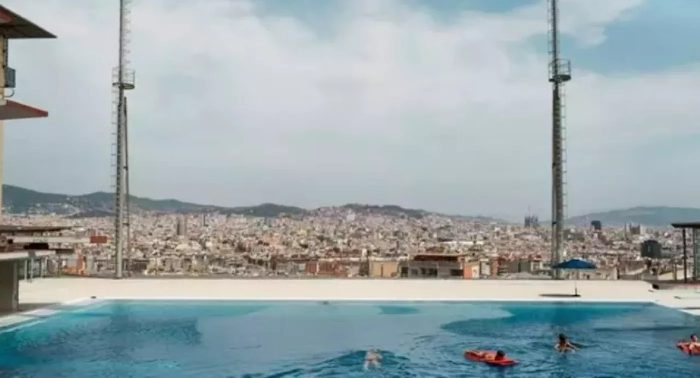La piscina municipal de Montjuïc en una imagen de archivo / EUROPA PRESS