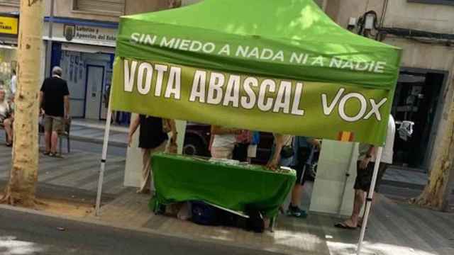 Carpa de Vox en Terrassa / RRSS