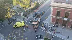 Accidente en el punto negro de Barcelona / SALVEM CAP LA SAGRERA