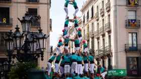 Casteller en la Plaza Sant Jaume por las fiestas de La Mercè / LUIS MIGUEL AÑÓN