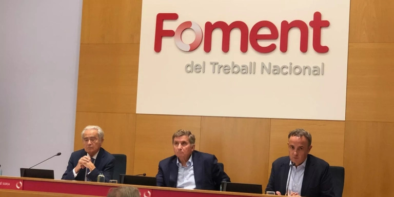 El jurista José Soria; el secretario general de Foment, David Tornos, y Jordi Jené, presidente de Barcelona Oberta / MA