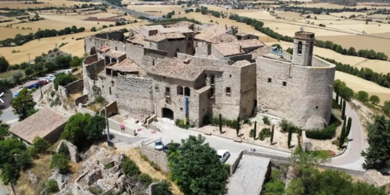 La villa de Montfalcó Murallat