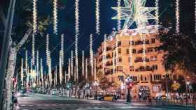 El alumbrado de Navidad del paseo de Gràcia de Barcelona de 2022 / ASSOCIACIÓ PASSEIG DE GRÀCIA