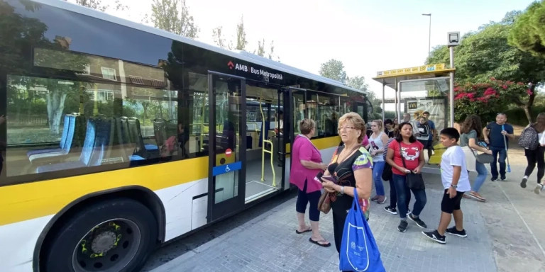 Servicio de autobús en Gavà / AJ GAVÀ
