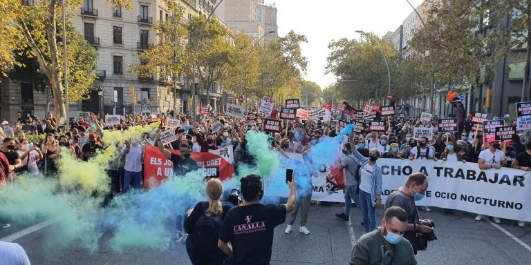 Manifestación del ocio nocturno en la Gran Via de les Corts Catalanes / CEDIDA