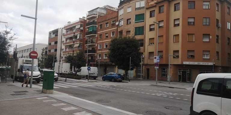 Los presuntos delincuentes viven en la avenida de Llorenç Serra / G.A