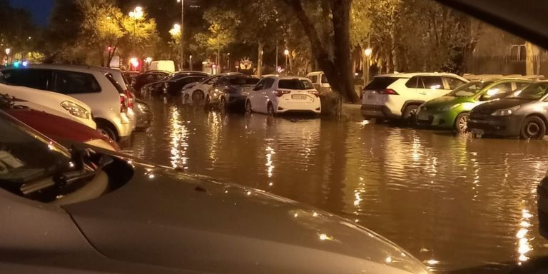 Imagen del parking de Diagonal Mar inundado / METRÓPOLI 