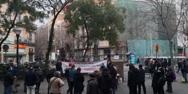 Protesta por el derribo de la casa Estrella Coca / ASSOCIACIÓ DE VEÏNES I VEÏNS DEL CLOT-CAMP DE L'ARPA