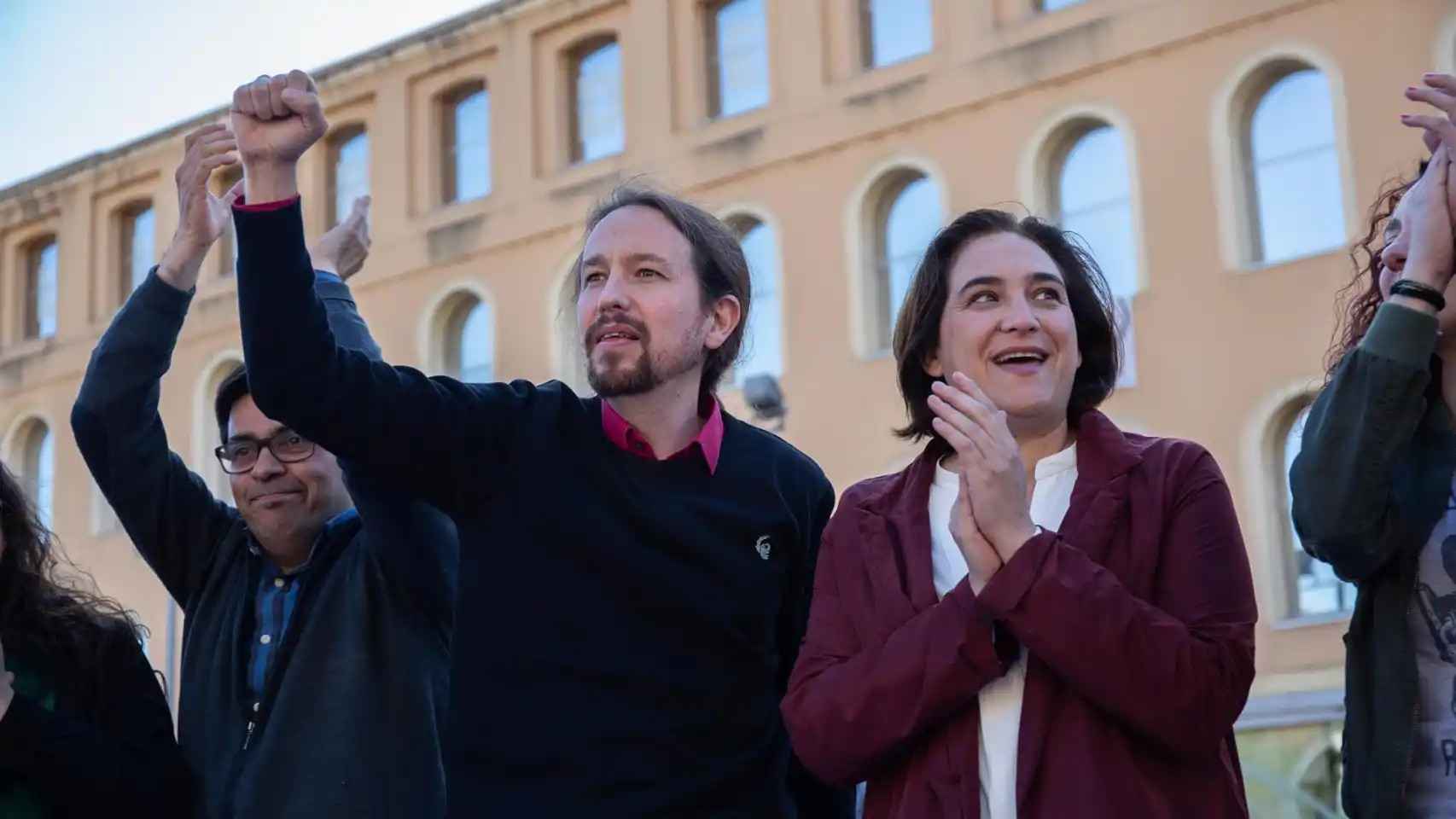 Pablo Iglesias y Ada Colau en un acto de Unidas Podemos