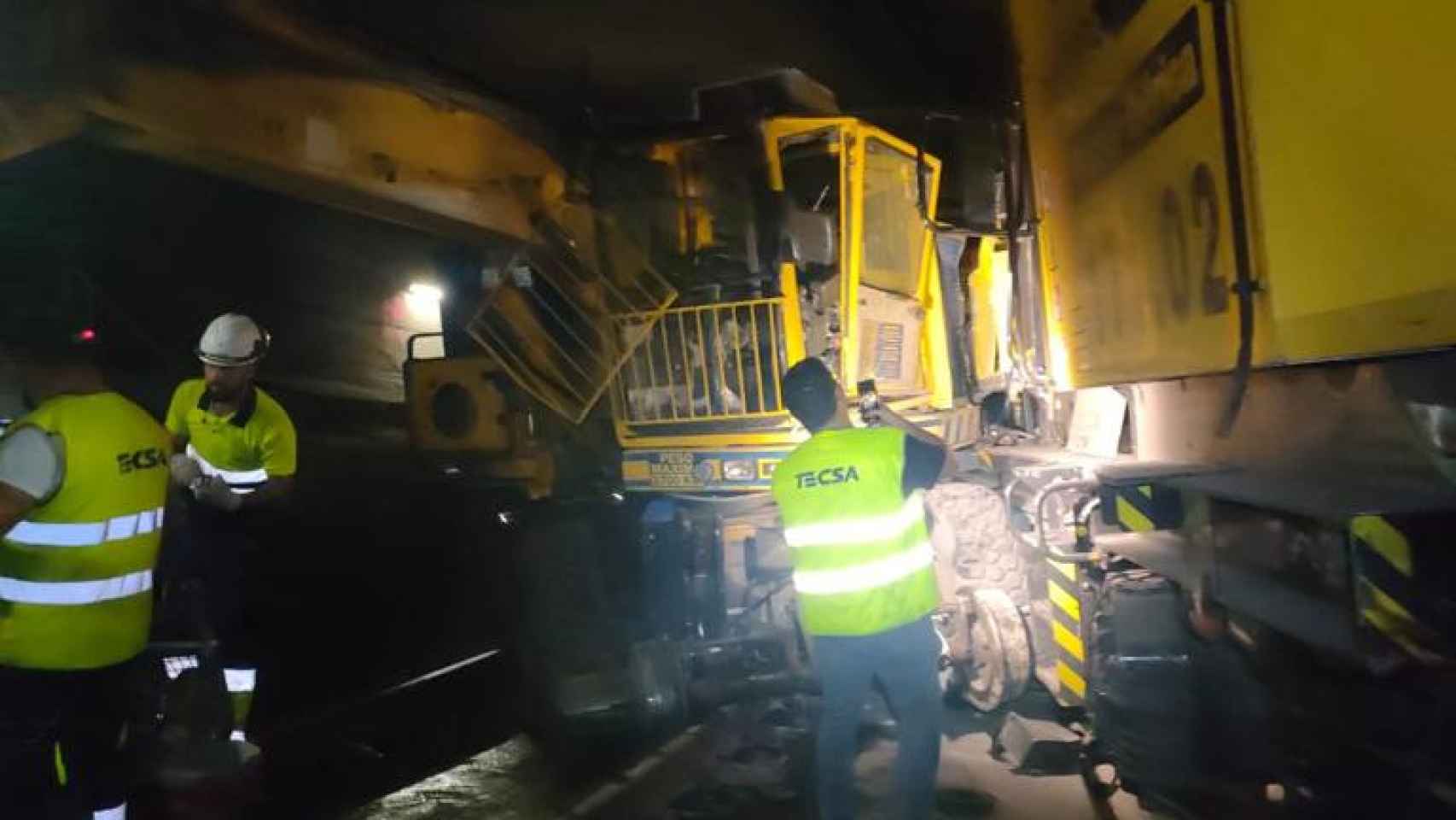 Zona del impacto entre una locomotora de FGC con un vehículo vaiacar en Sarrià