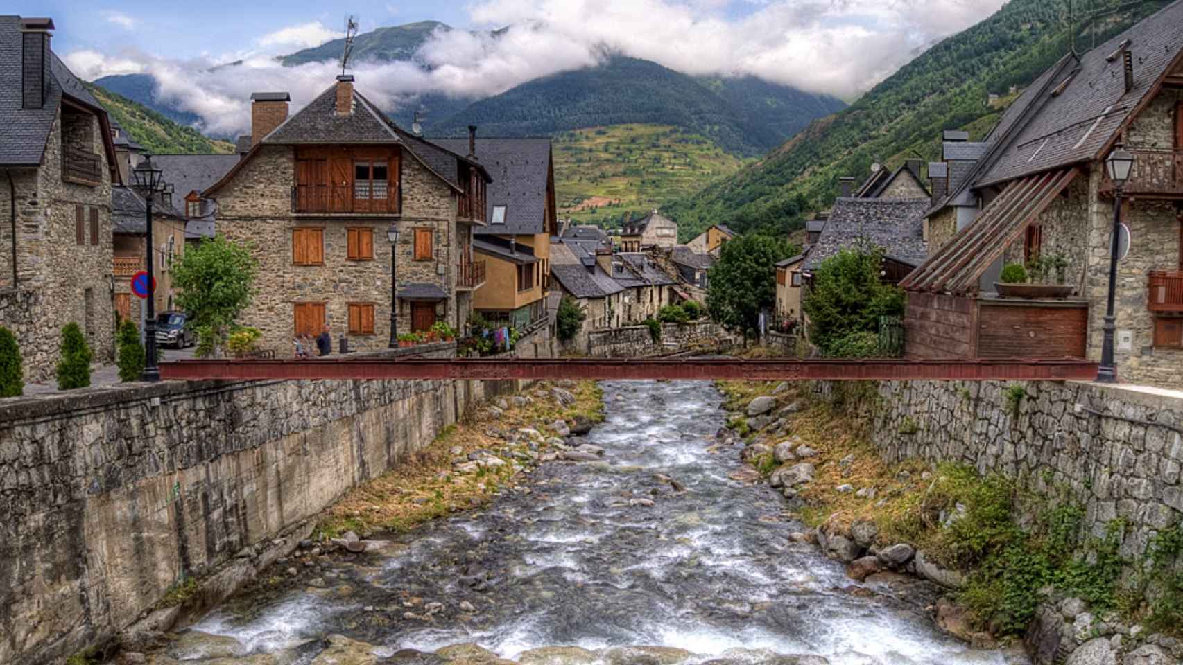 Vielha, uno de los pueblos más emblemáticos de los Pirineos